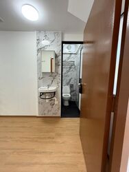 Sims Drive (Geylang),  #556953751